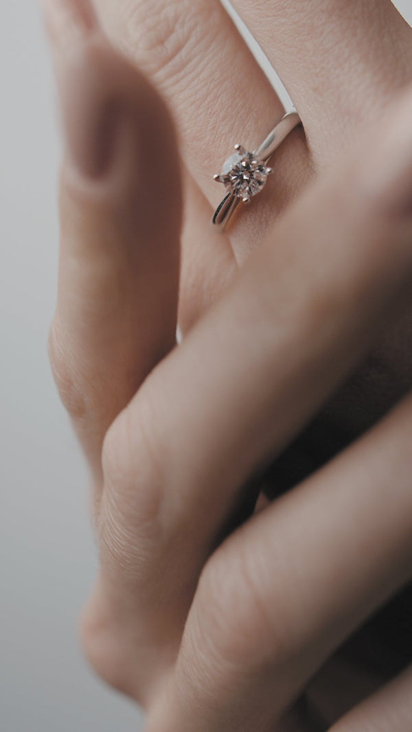 Caroline Ring 18K White Gold