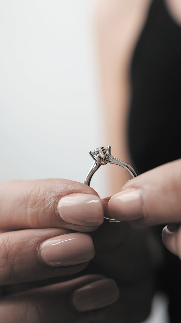 Caroline Ring 18K White Gold