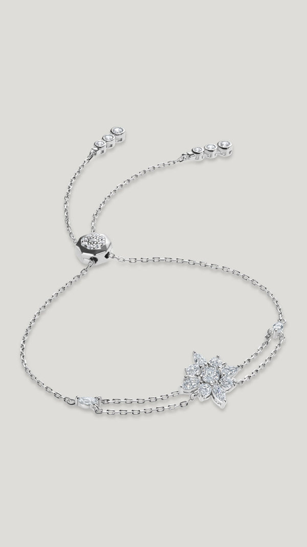 Camelia vintage inspired bracelet for wmoen in sterling silver with white gold plating.