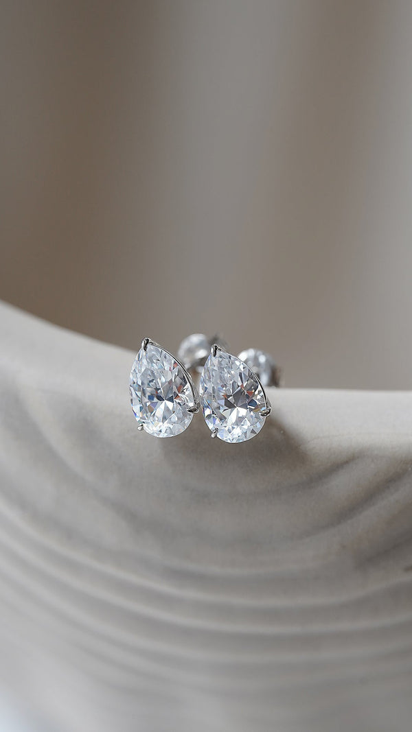 Cecile Stud Earrings 9K White Gold