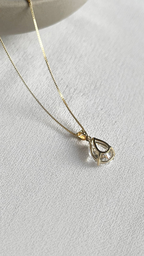 Cecile Pendant 9K Yellow Gold