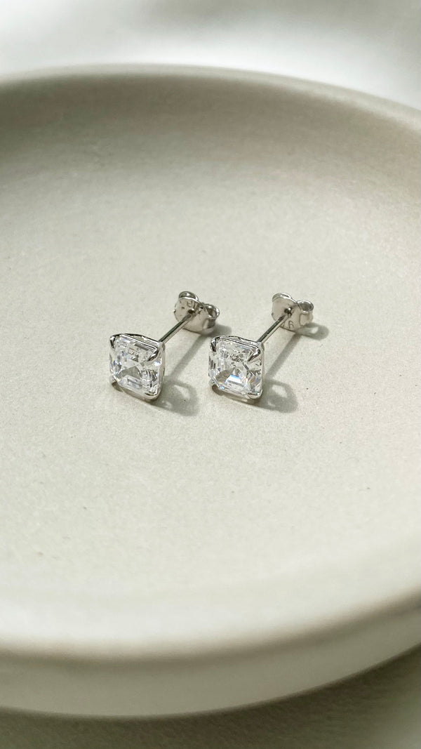 Charlie Stud Earrings 9K White Gold
