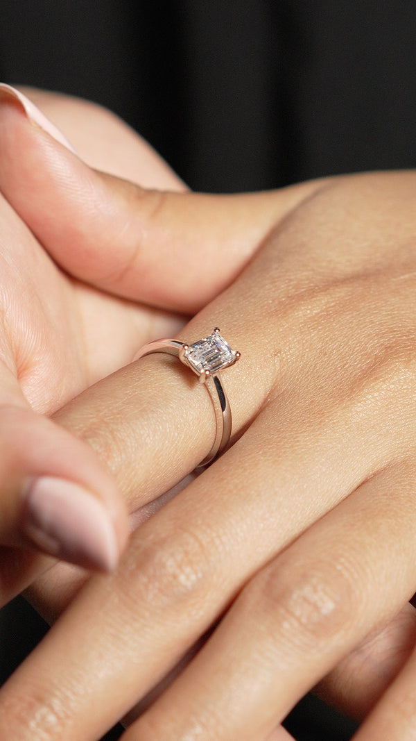 Evelyn Ring 18K White Gold with 2.01 carat Radiant diamond Very Good cut D color VVS2 clarity