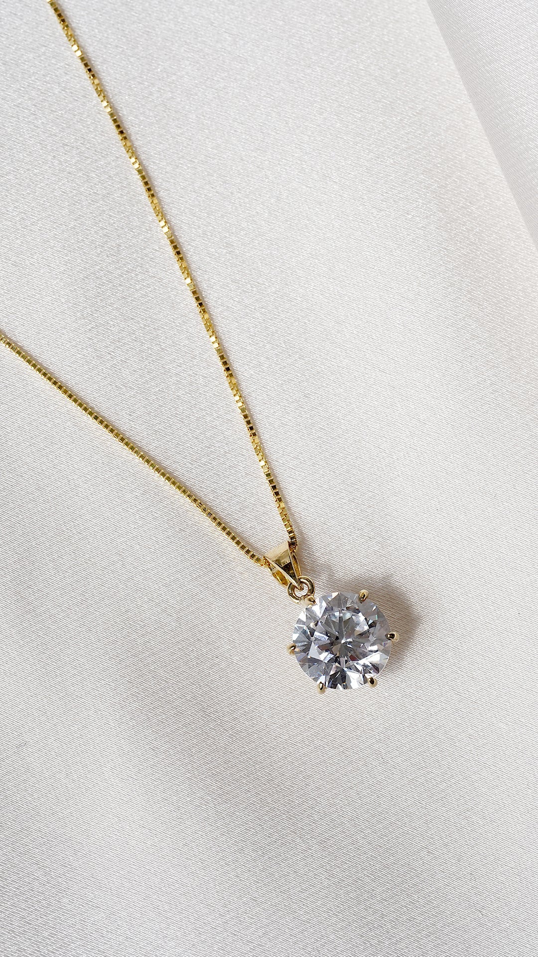 Fiona Pendant 9K Yellow Gold