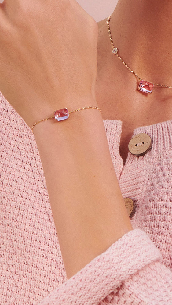 Gold vermeil slider bracelet for women featuring lab-grown paparadascha sugarloaf stone from the sugardrop collection
