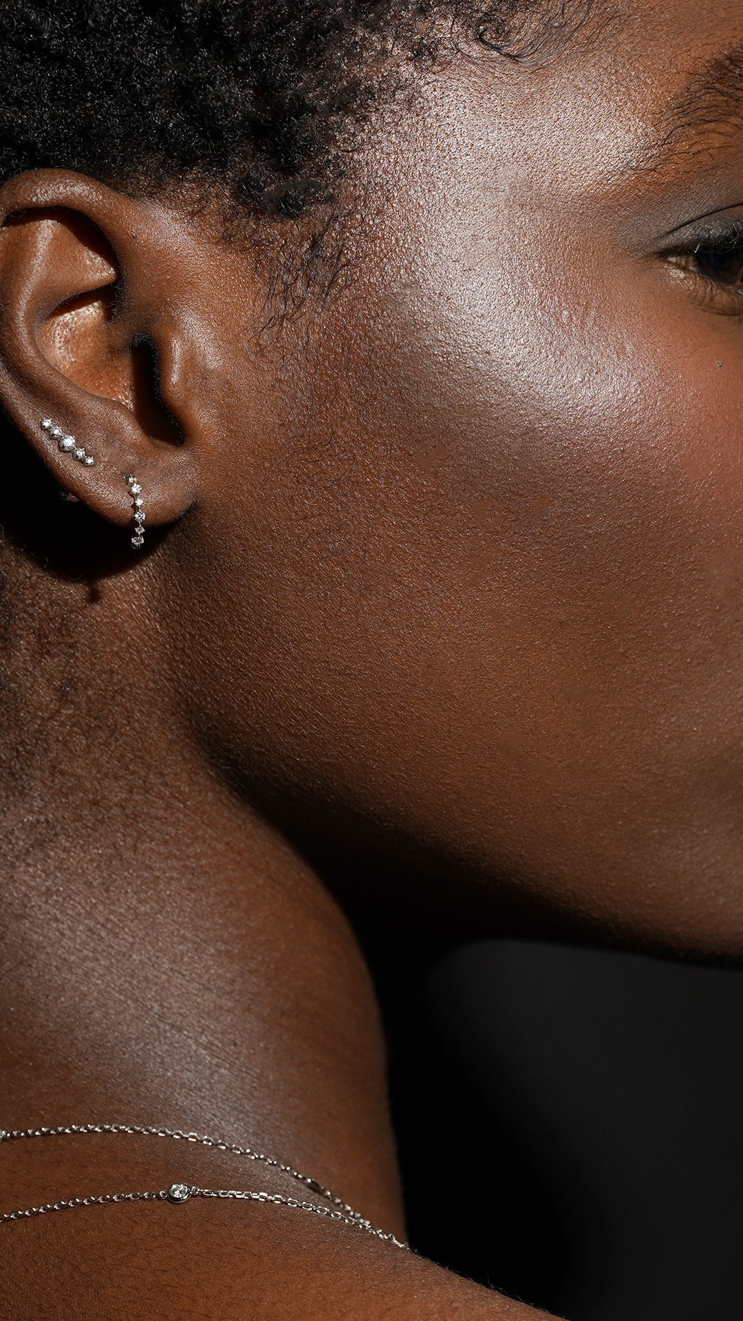 Haru Stud White Gold Plated
