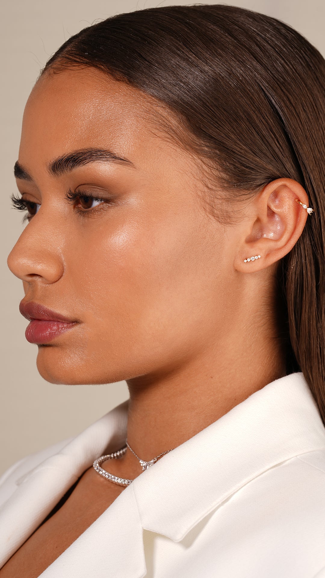 Haru Stud White Gold Plated