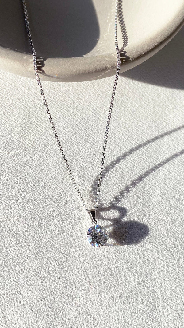 Hazel Necklace 9K White Gold