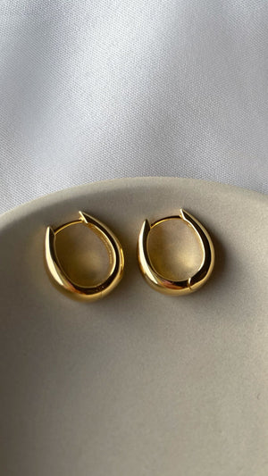 Hera Nude Hoop Earrings Gold Vermeil