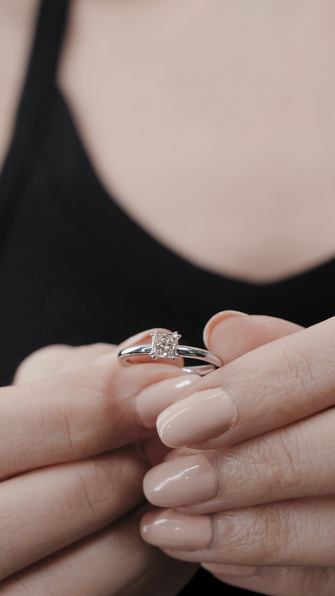 Judy Ring 0.57ct 18K White Gold