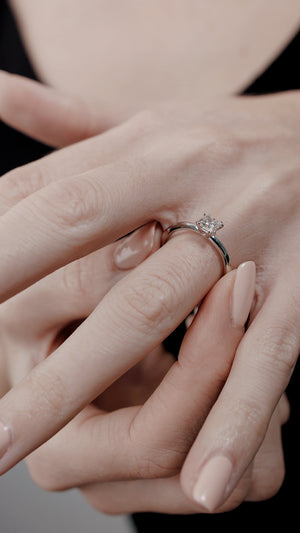 Judy Ring 0.57ct 18K White Gold