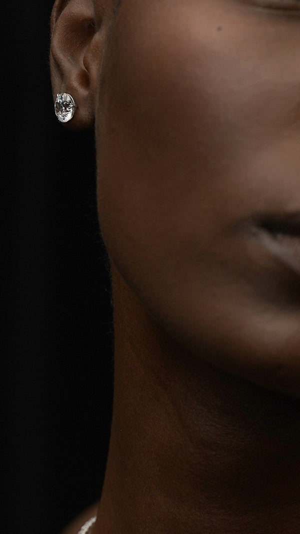 Fawn Stud Earrings 9K White Gold