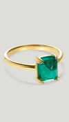 lab-grown emerald sugarloaf stone with gold vermeil on sterling silver ring for women from the sugardrop collection