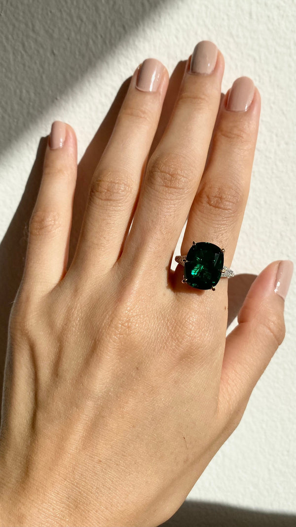 Tatum Emerald Green Ring Sterling Silver