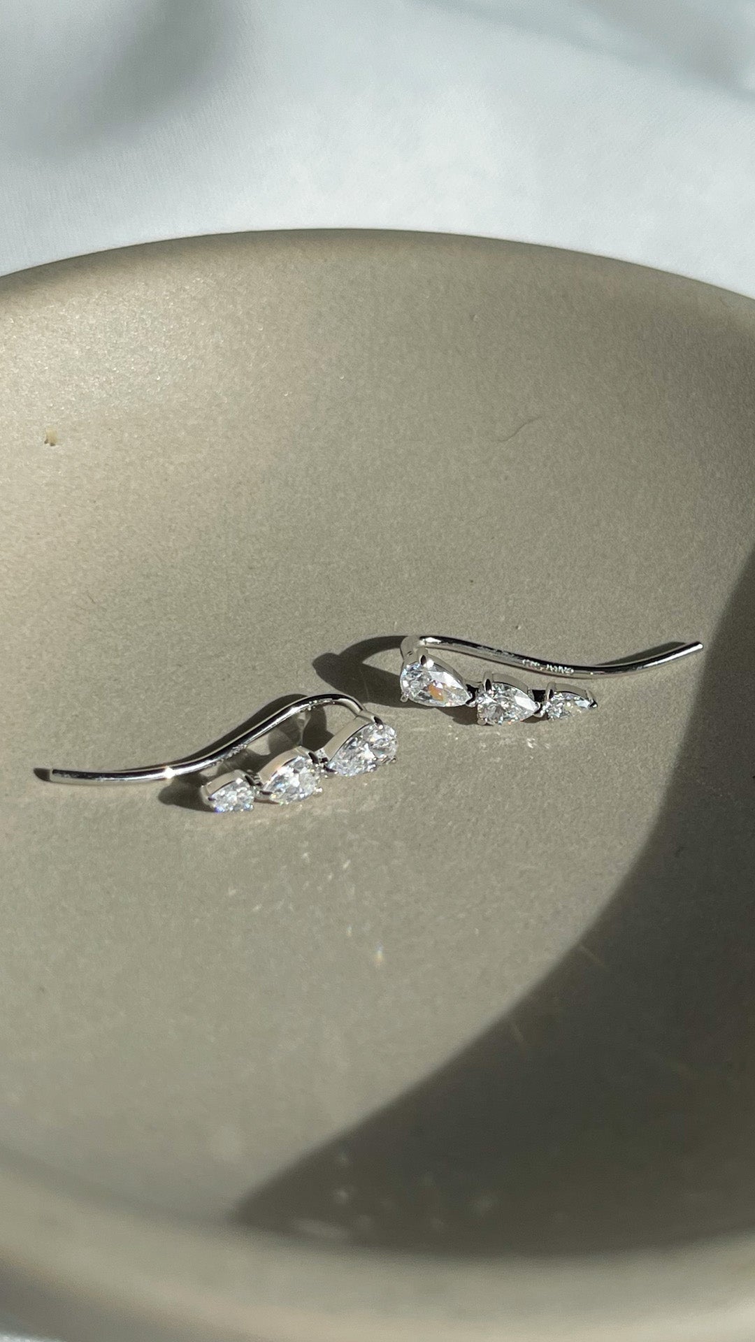 Toluda Ear Climber White Gold Plated