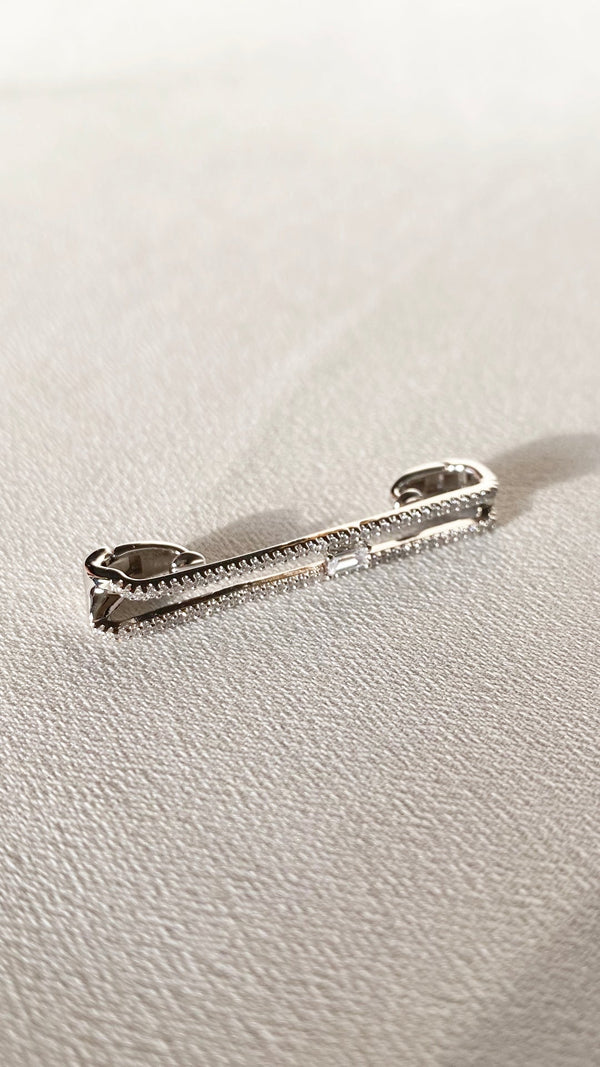 Valda Ear Bar Silver