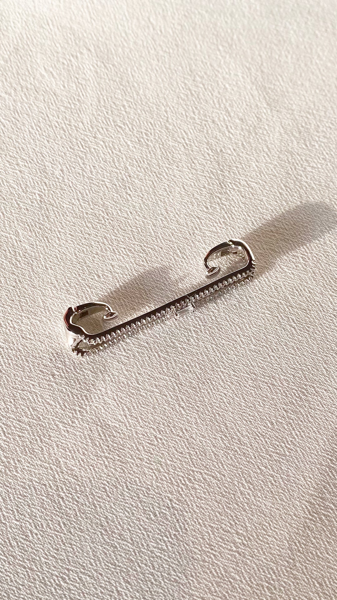 Valda Ear Bar Silver
