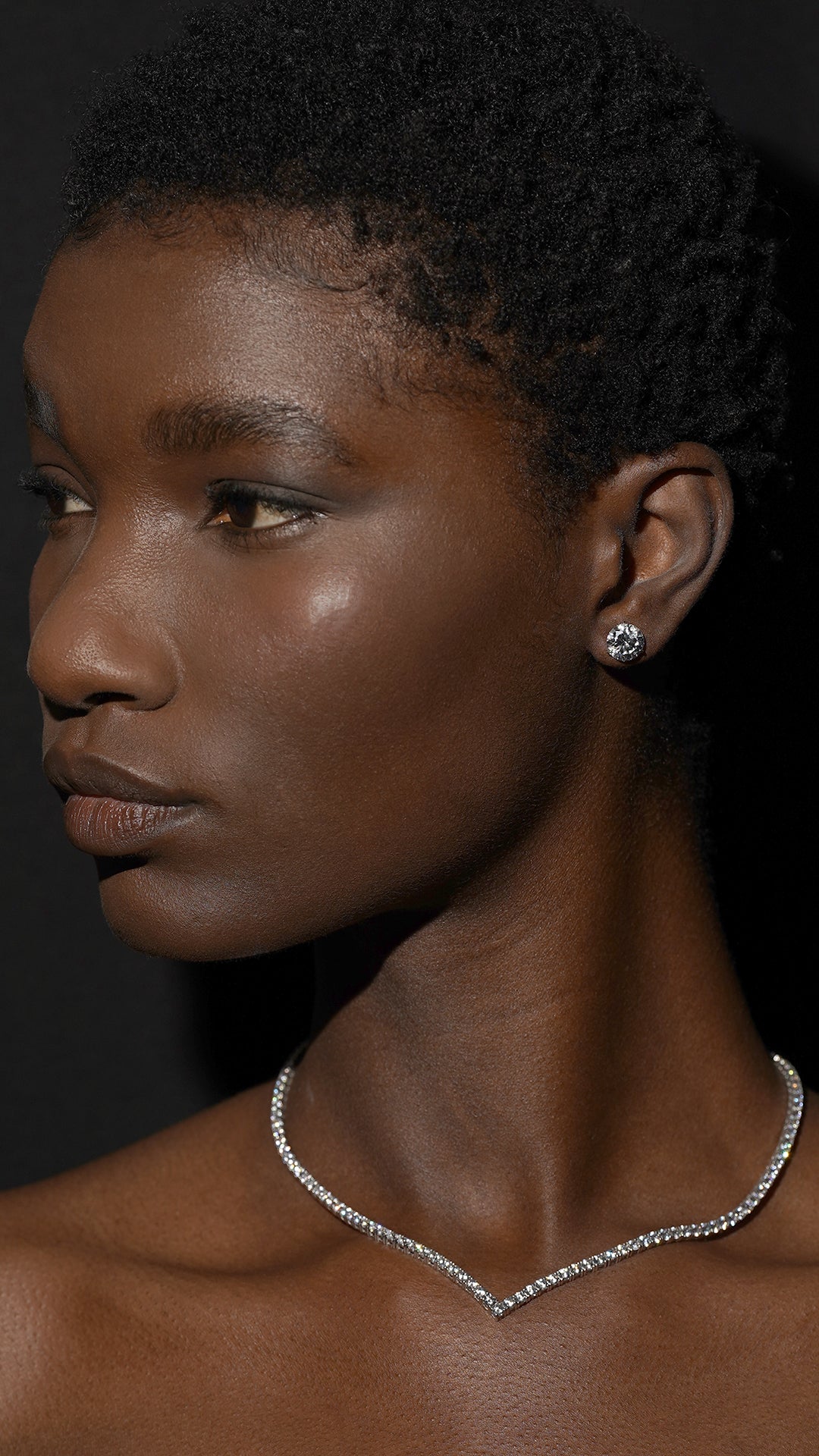 Fawn Stud Earrings 9K White Gold