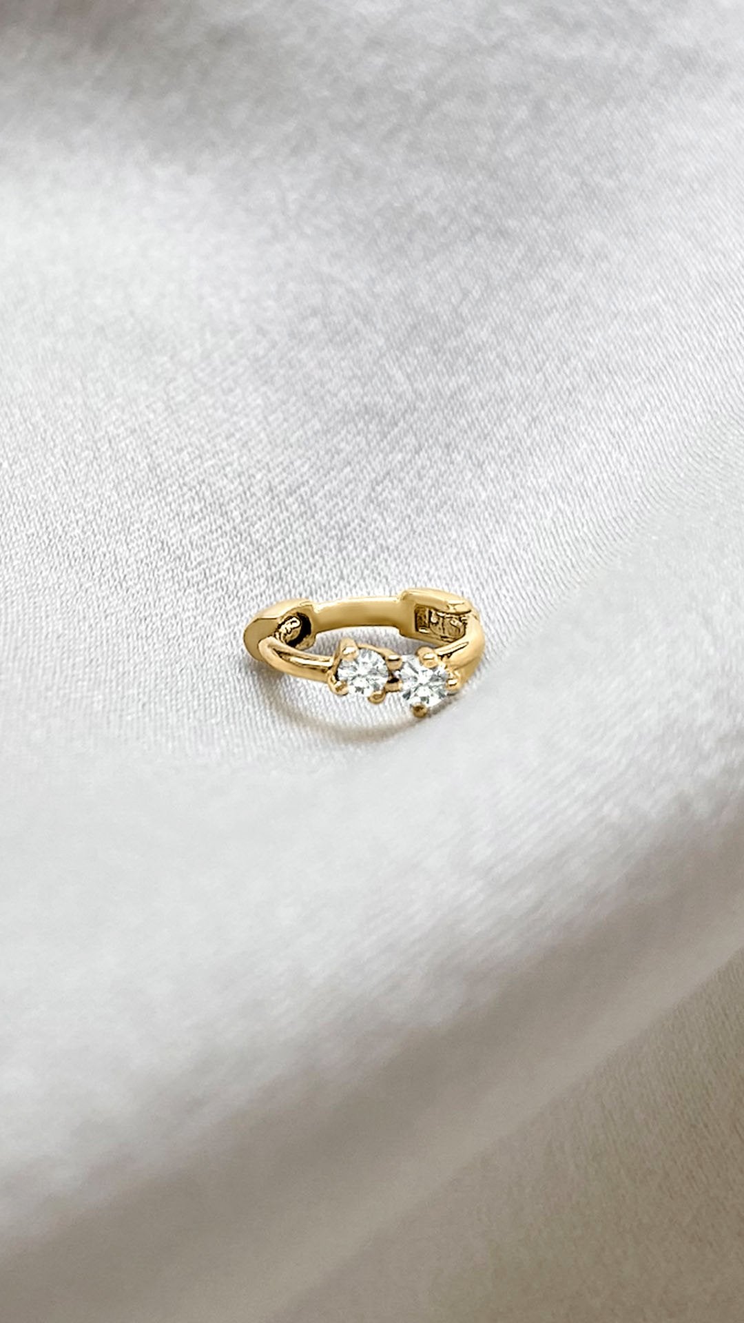 Akari Hoop 9K Yellow Gold