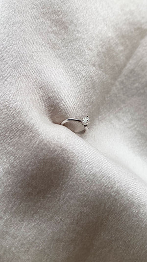 Niko Hoop 9K White Gold