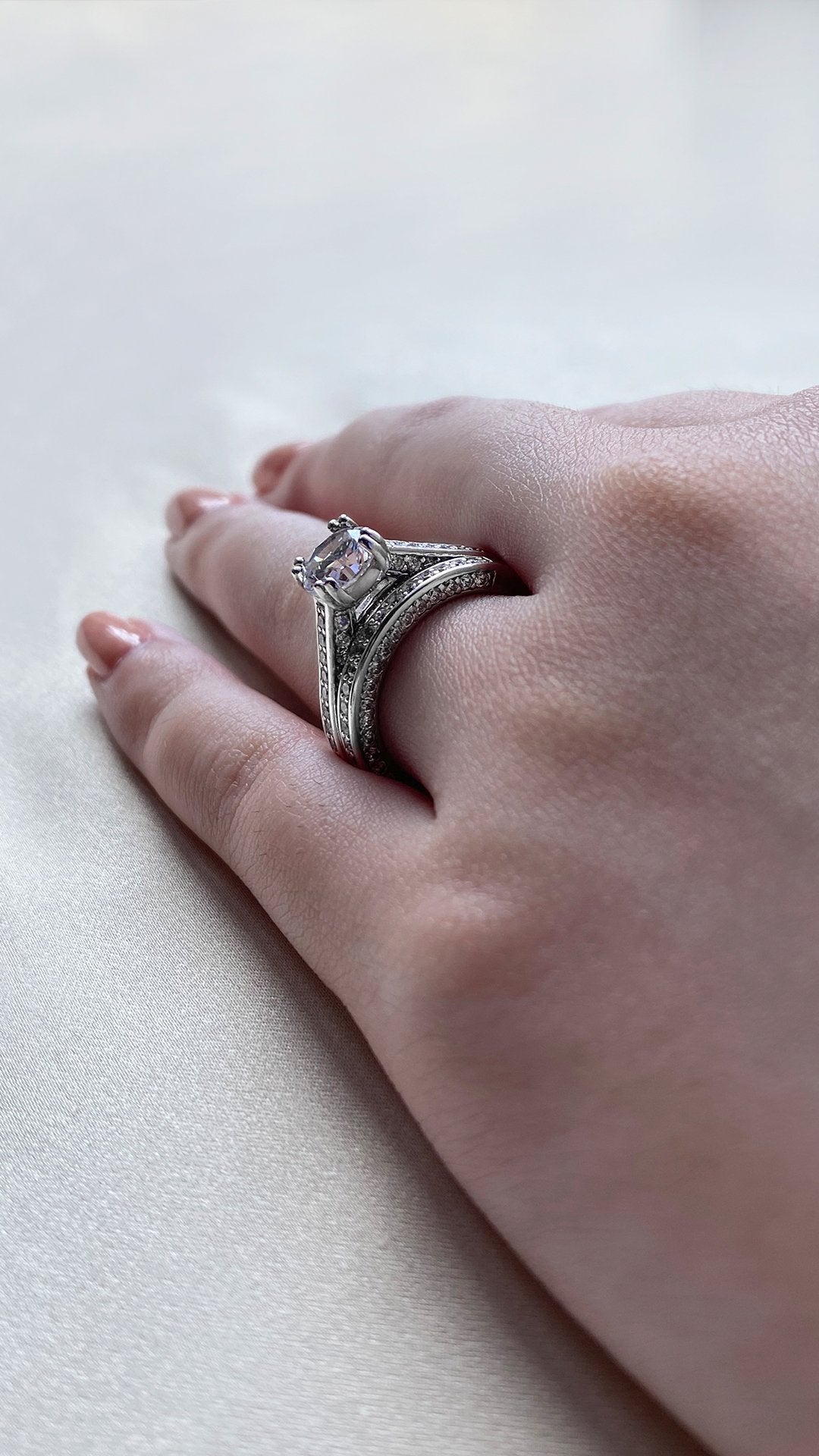 Sofia Ring 18K White Gold